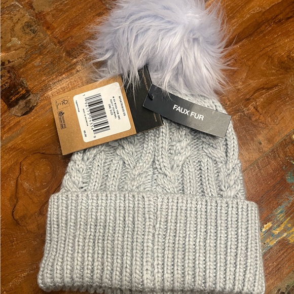 NWT North Face Oh Mega Pom Beanie main image 3